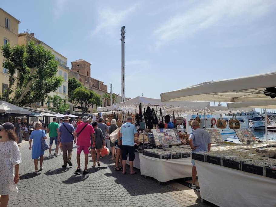 Ciotat Colada Beau Duplex Atypique A 50 M Du Port Classe 3 Etoiles La Ciotat Zewnętrze zdjęcie
