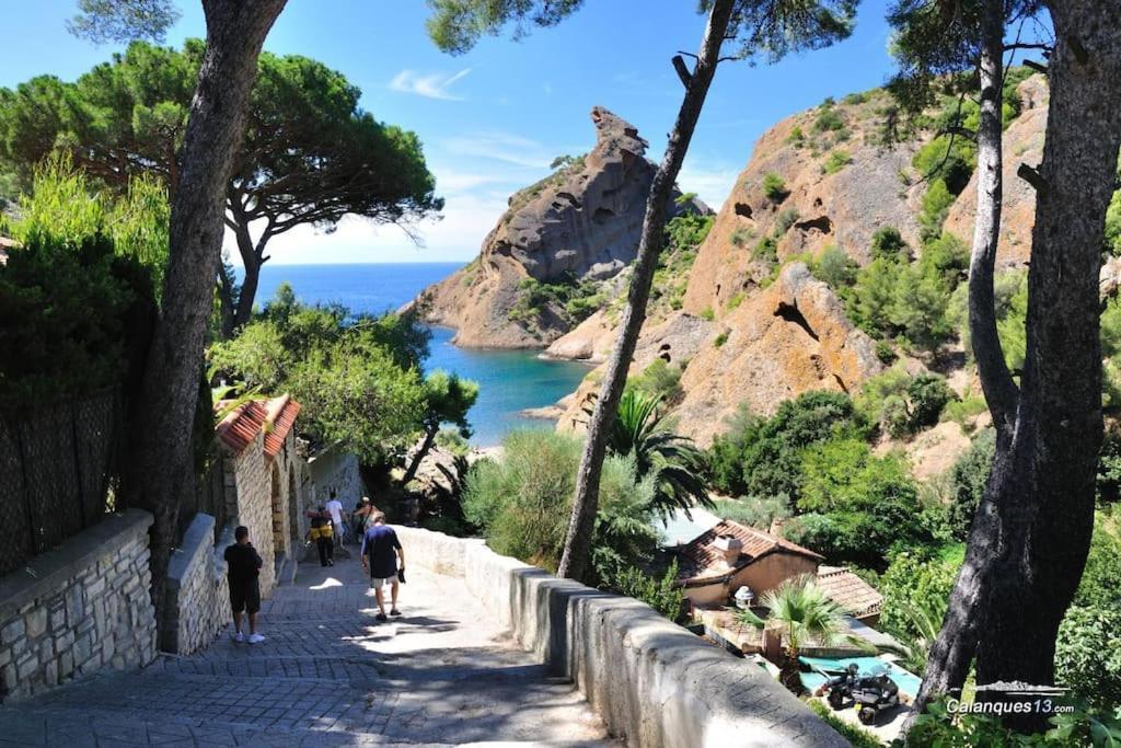 Ciotat Colada Beau Duplex Atypique A 50 M Du Port Classe 3 Etoiles La Ciotat Zewnętrze zdjęcie