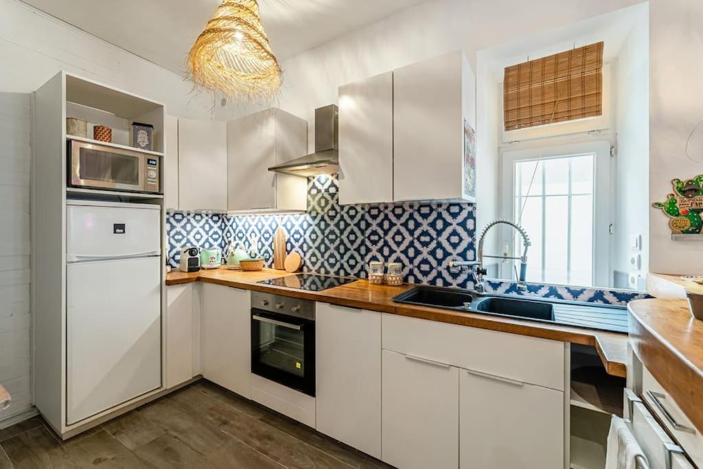 Ciotat Colada Beau Duplex Atypique A 50 M Du Port Classe 3 Etoiles La Ciotat Zewnętrze zdjęcie